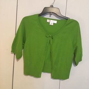 Great looking crop sweater in lime green
